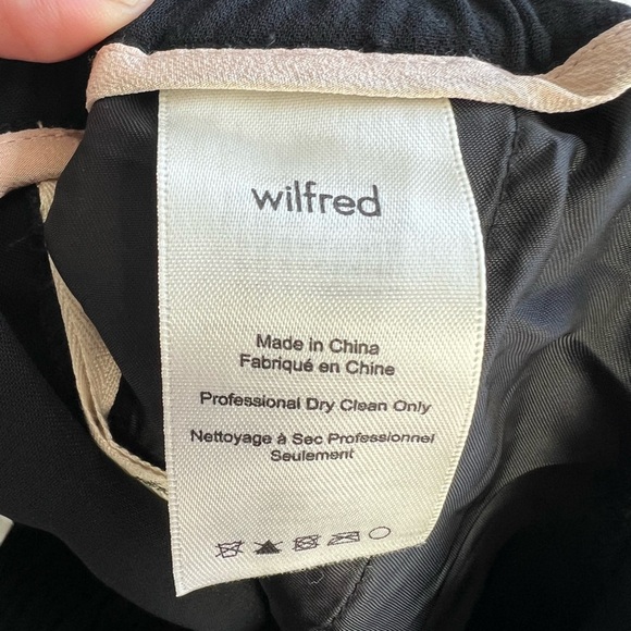 Aritzia Wilfred Black Buffon Pant Jogger Style Woman’s Size XSmall - Picture 6 of 7